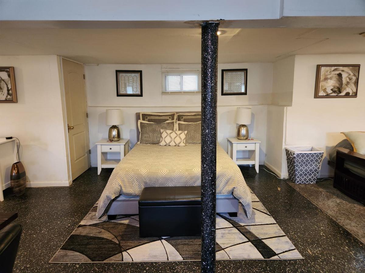 Apartamento Cozy Studio; Lower Level Unit Nova York