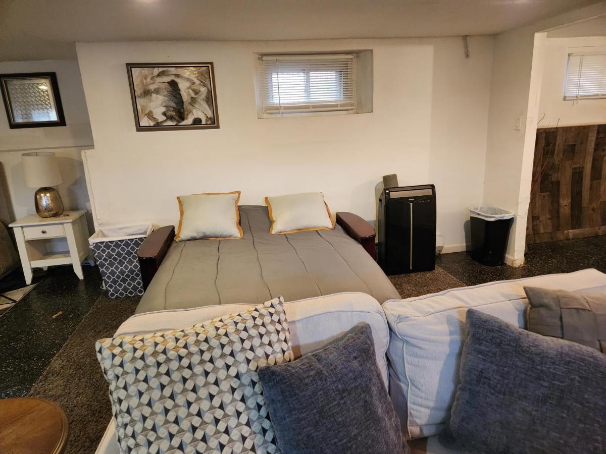 Apartamento Cozy Studio; Lower Level Unit